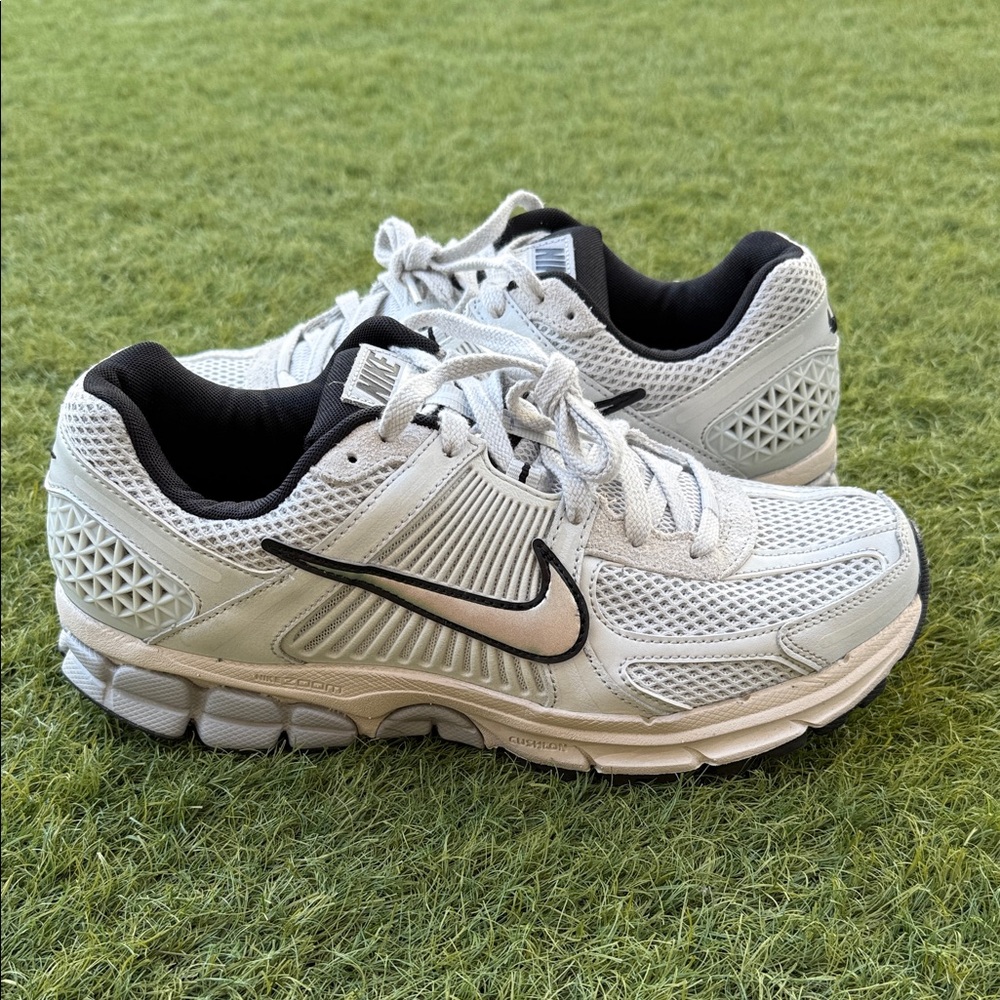 Nike Zoom Vomero 5